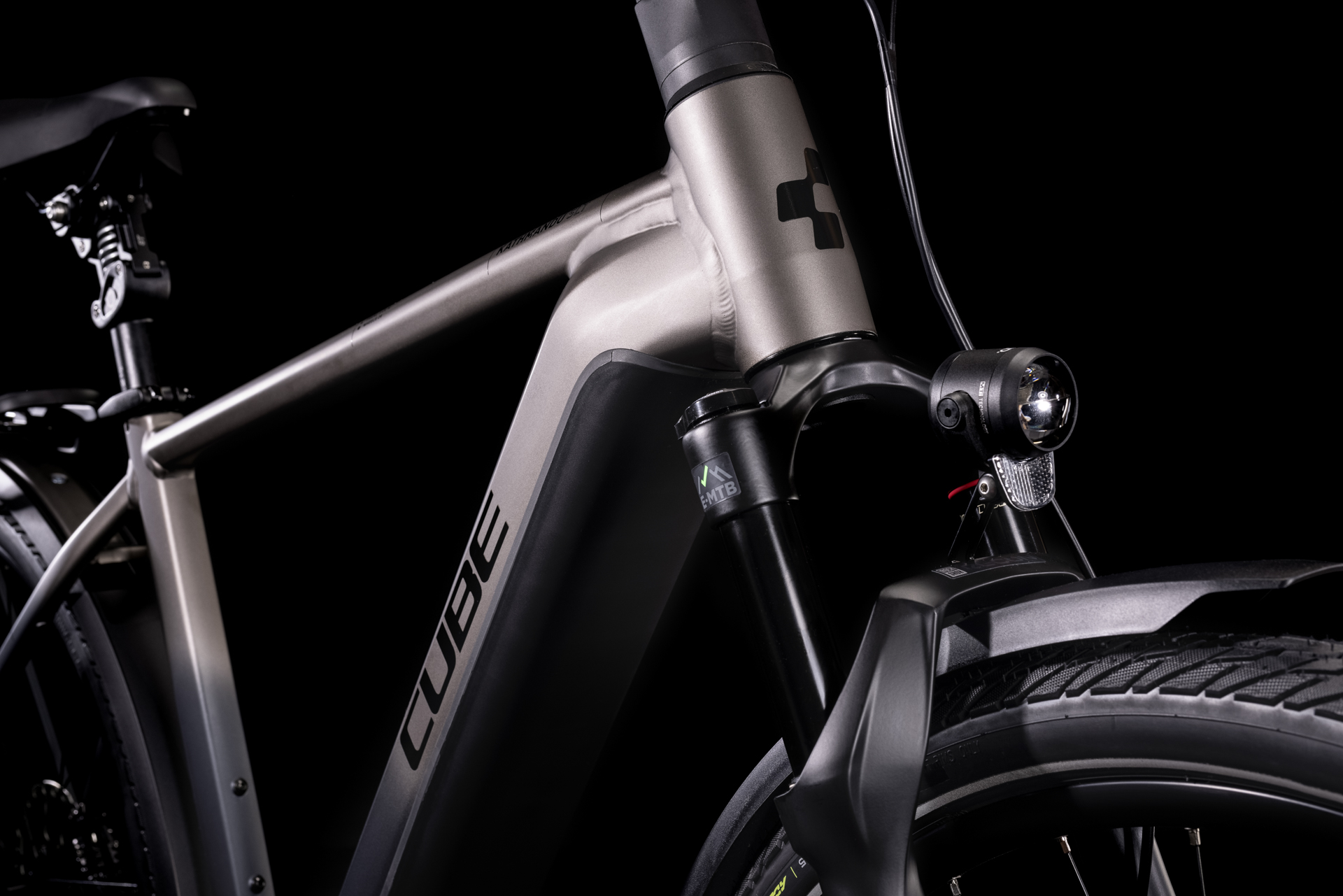 Cube Kathmandu Hybrid SLT 750 grey´n´teak 