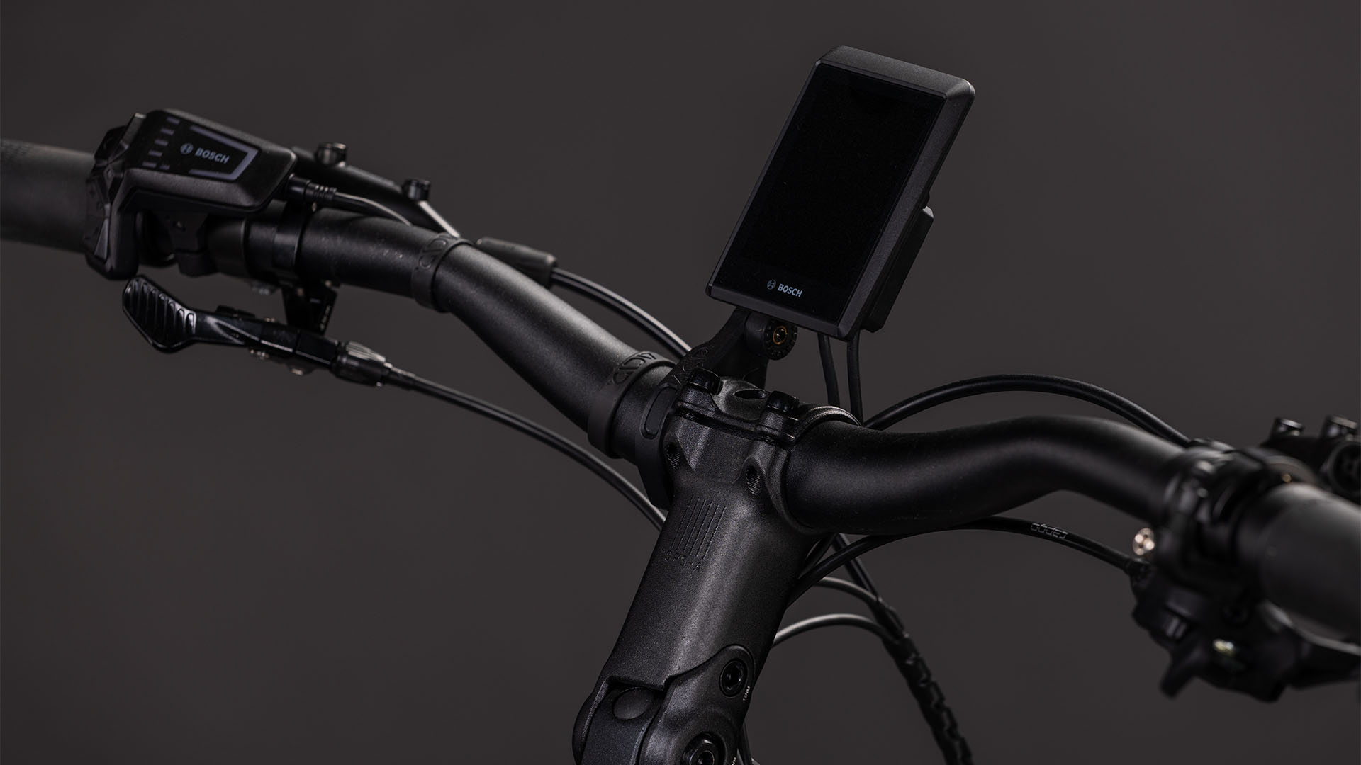 Cube Kathmandu Hybrid EXC 800 cedar´n´chrome UN3556 Fahrzeug mit Antrieb durch Lithium-Ionen- Batterien. Transport nach SV 388 und 666 ADR.