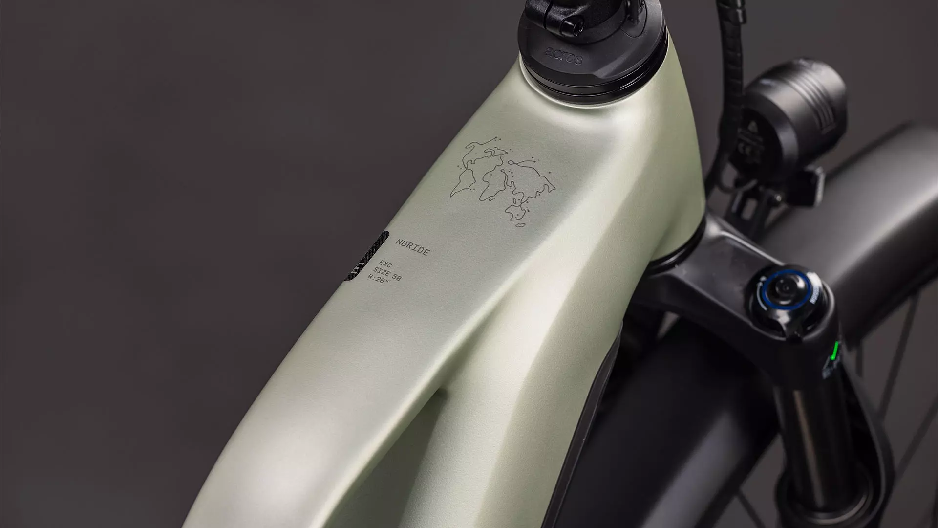 Cube Nuride Hybrid EXC 800 lemongrass´n´reflex UN3556 Fahrzeug mit Antrieb durch Lithium-Ionen- Batterien. Transport nach SV 388 und 666 ADR.